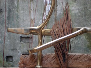 Le coursier dans le marécage